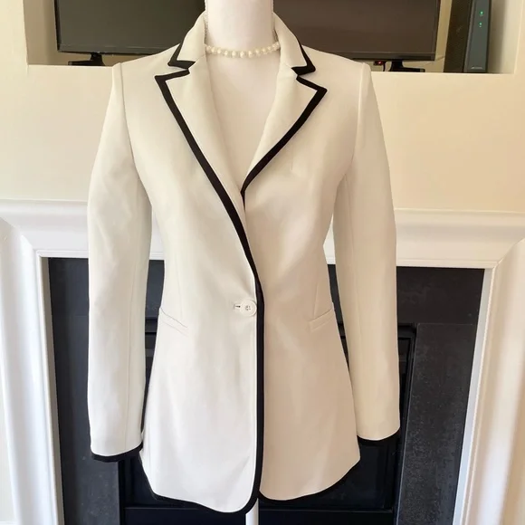 ALICE + OLIVIA Breann Fitted Contrast Trim Blazer NWT - Picture 3 of 16